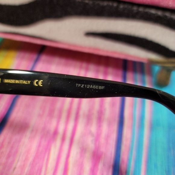 Gucci Sunglasses Red Green White Black Authentic NWT main image 5